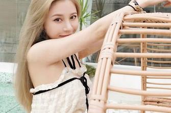 Feilin嗲囡囡 – 施忆佳KITTYJK你不看真可惜，图库里的高清作品似乎在跟我对话。