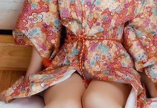 GIRLT果团网 – 更新！何梦兮Stacy的豹纹套图，难得一见的独特风景