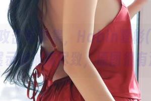 比基尼攻击写真集，Habin夏彬(하빈)把火热展示得淋漓尽致，原图很有深意！