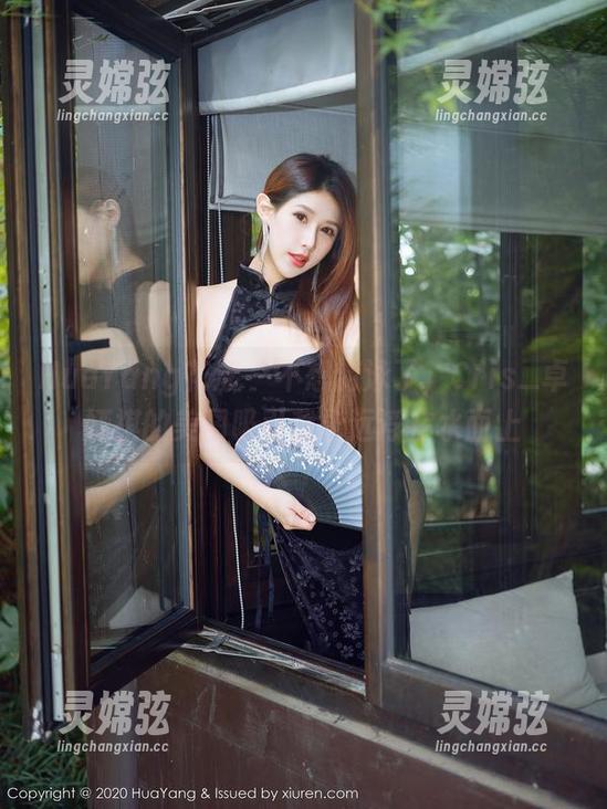 HuaYang花漾 - 不想游泳了，Cris_卓娅祺的美图吸引我永远浮在水面上
