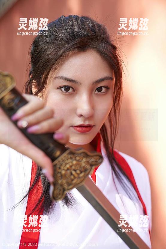 MiiTao蜜桃社 - 原图的李颖诗美足更新，似乎有种微妙的吸引力呢，嘿嘿……