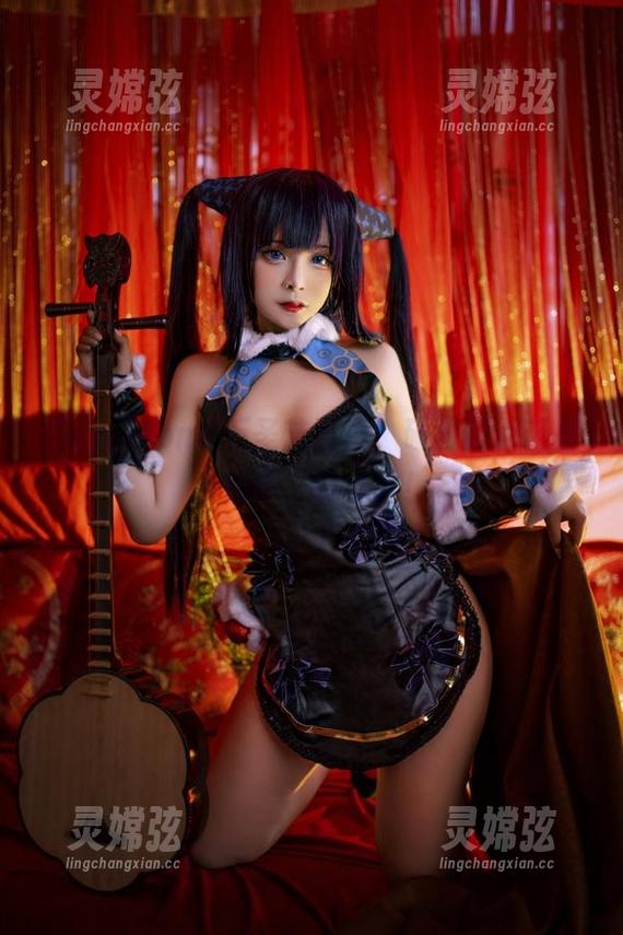 SayoMomo万圣节写真，硬核福利还是小惊吓，都可以！
