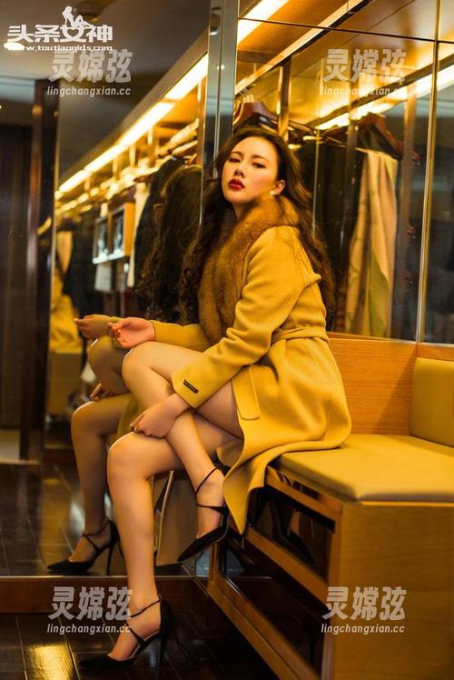 TouTiao头条女神 - 周思超灰丝，得到原图和资源，看得我心花怒放。