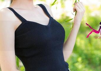 UGirls尤果网 – 周妍希的甜心写真，不下载你肯定会后悔——小心哦！