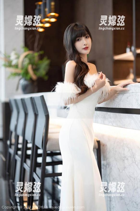 XIAOYU语画界 - 杨紫嫣拍的灰丝写真：这是什么高端诱惑的小秘密？