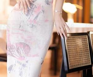 XIAOYU语画界 – 套图上线，绯月樱cherry在睡衣中闲适扮嫩！