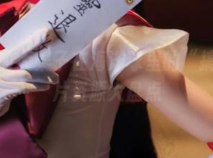 一米八的大梨子在海洋球里的“搞怪”图片资源大盘点