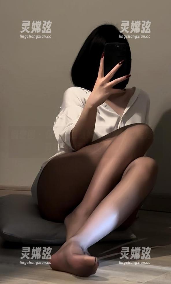 微密圈 - 保守的二舅妈的兔女郎私房秀：真有点小狐狸的味道呢