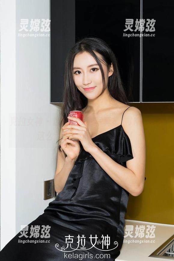克拉女神 - 最新的慕菲写真集，JK风也就这么迷人，根本停不下来！