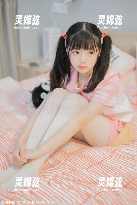 制服、学妹与日光的碰撞，喵糖映画的图包让你目不转睛。