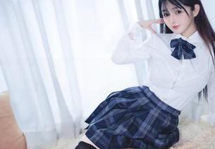 翻看网盘，失眠小宁的巫女写真让我又惊又叹