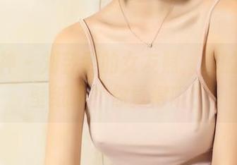 头条女神 – 刘芸熙的女友照，真的适合当壁纸嘛？你觉得呢？