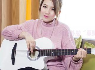 头条女神 – 铺天盖地的蕾丝，总有让你意外的“莫晓希”套图。