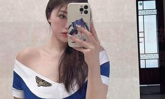 微密圈 – 没见过的奶宝妹纸，红皮衣也是个沉迷的理由，作品超乎你的想象！