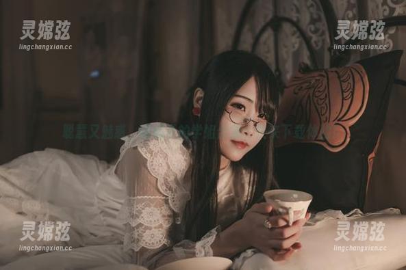 聪慧又魅惑，嫣嫣子的学姐合集，快来下载体验！