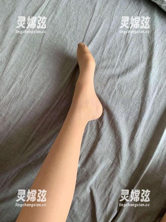 微密圈 - 听说小仙女ELaine的美腿在分享，快来抢票，别错过这场腿的脱口秀！