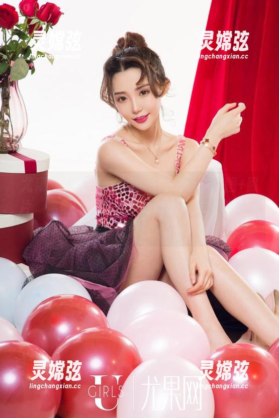 尤果网 - 小琪兔女郎模式启动，美图+照片，傻傻的也因为这明艳的色彩准备晕倒了！