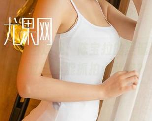 尤果网 – 原图透视：陈宝拉的圣诞派对，谁说过节不能抓拍小秘密？