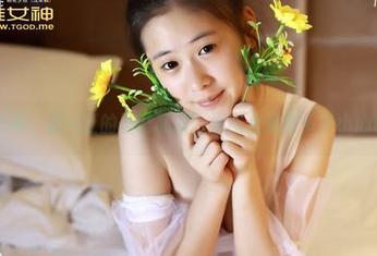 推女神 – 孔一红的圣诞私拍，原图里藏着多少小心机？