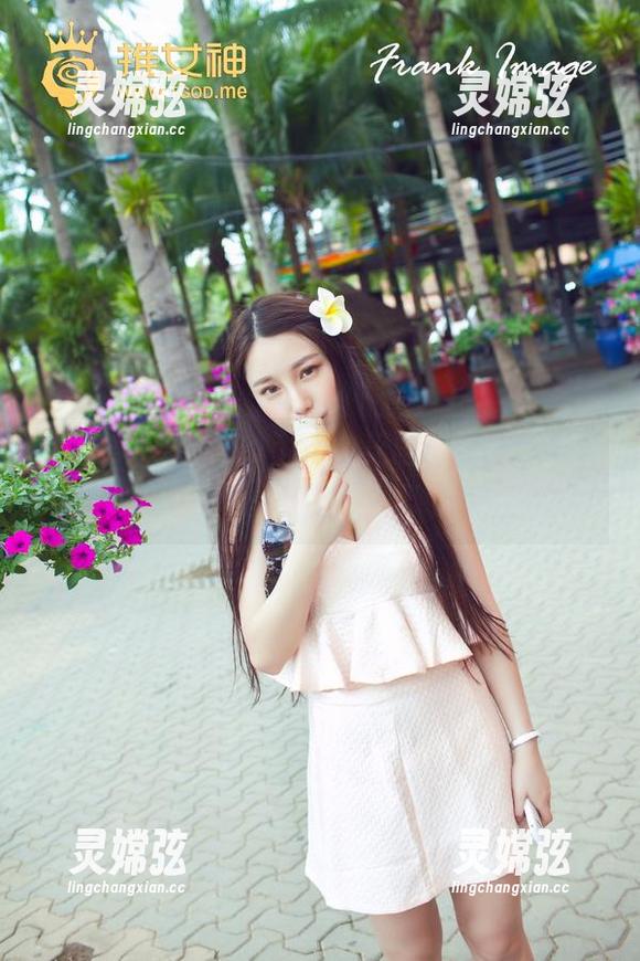 推女神 - 梁莹Sugar的美图：内衣里的小宇宙，真的太迷了啊！