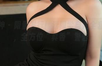 推女神 – 限量发行！潇同学自拍全套作品，全方位“真香”警告