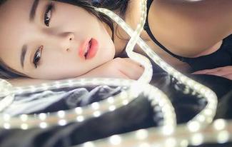 推女神 – 黄可christine的睡衣美图合集——谁说居家打扮不能有气质？
