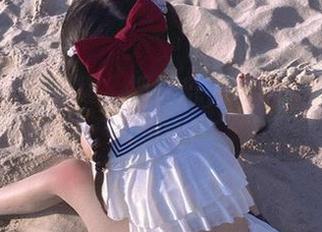 一张比一张有趣，摇摇乐yoyo少女写真画风突变！