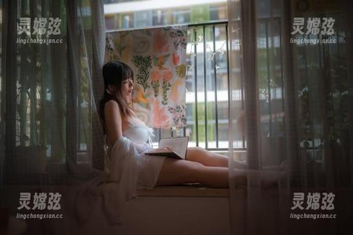 这就是“无颜小天使wy”图包，腿比我理想的对象还要完美