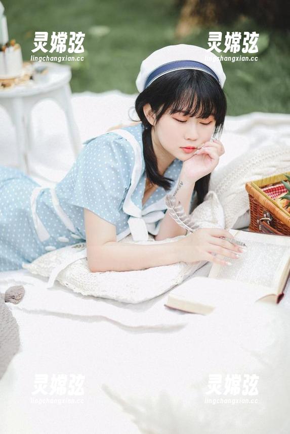 是依酱呀！她的日常cos，套图这么漂亮，我承认我有点羡慕！