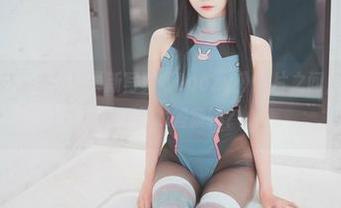 普美(bomi)又来了！最新写真《Loozy》薄片之间，浪费时间是为了寻找答案吗？