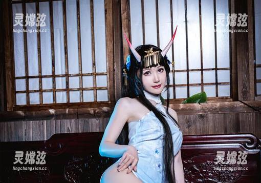 “木之本果”蕾丝作品集：看一场没完没了的纱裙秀