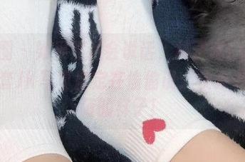 微密圈 – 如果照片会说话，林子喵Lynne的全套JK写真肯定在偷偷说：快来看我呆萌的样子！