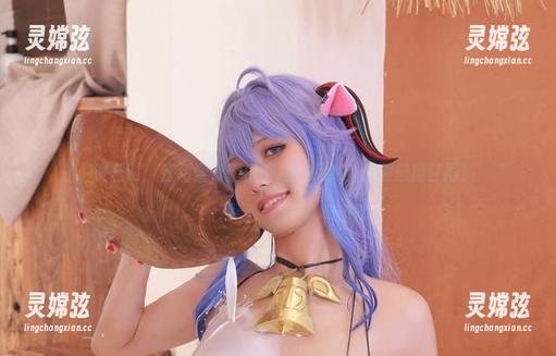 桜满三时：在甜蜜欲望的壁纸中漫游，驯服魅魔甘雨！