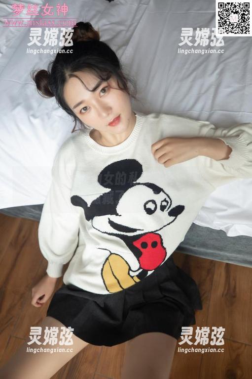 梦丝女神 - 莹仙女的私房写真：黑丝之下隐藏了什么？