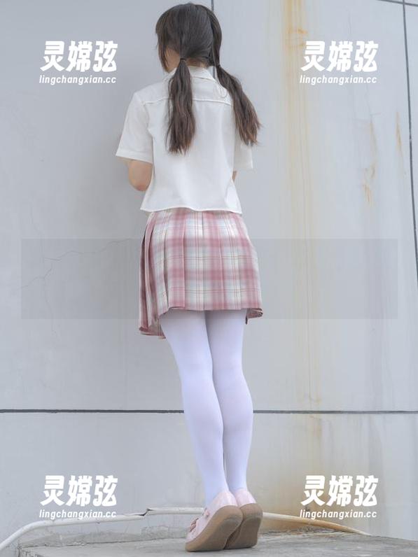 森萝财团的肉丝火了，快来分享下你的想法吧！