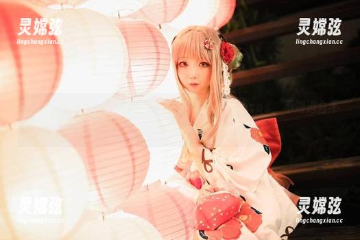 看了楚楚子w的婚纱照，附送一张神无表情的cos，不知道合不合适？