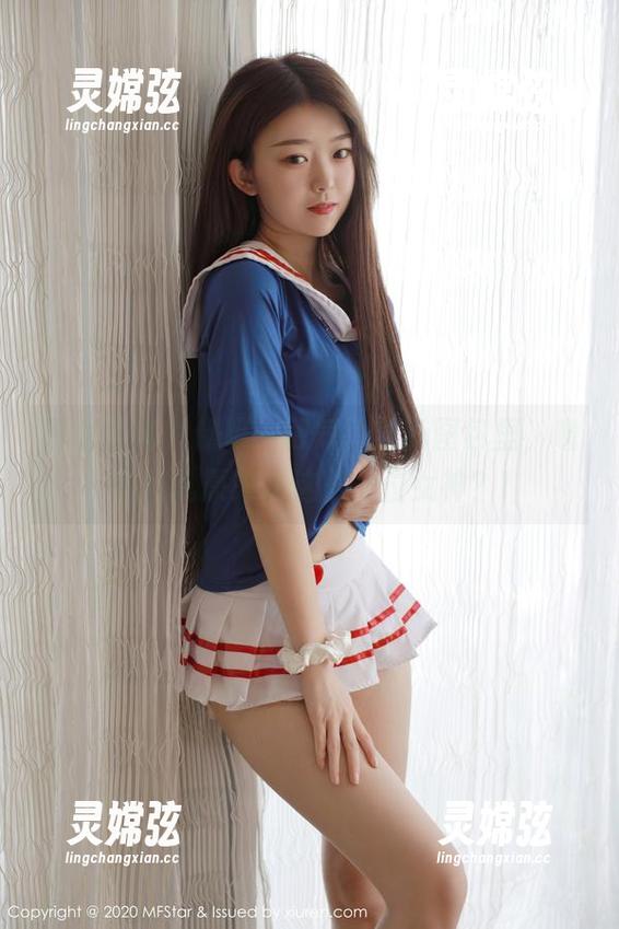 模范学院 - 倒吸一口气，最新图包里，噜噜妞儿原来是这么一位女神？!
