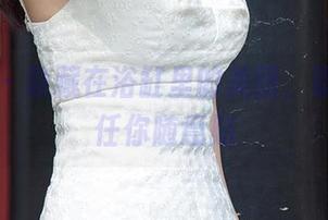 爱尤物 – 隐藏在浴缸里的美图，歆瑶的墙任你随意贴