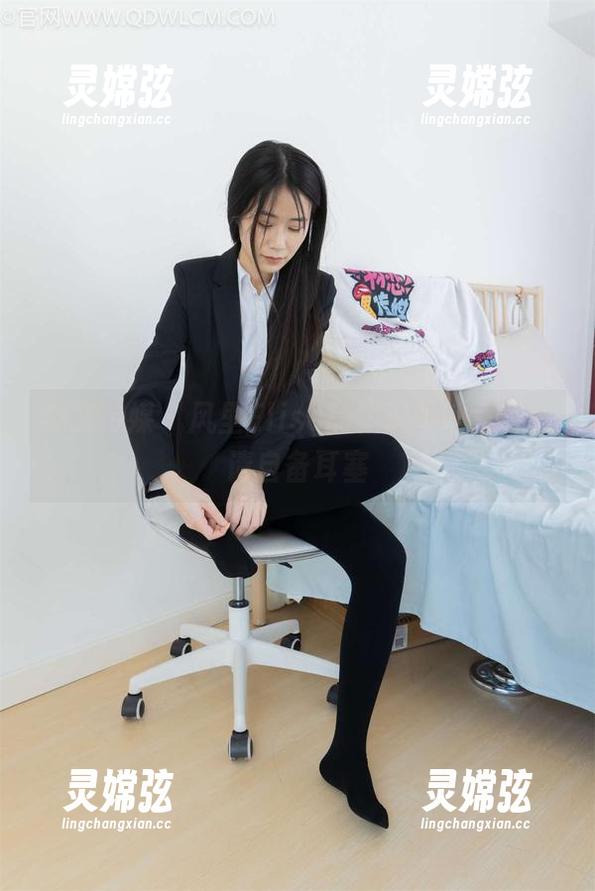 物恋传媒 - 风里Elise的精选呢喃，听前请自备耳塞