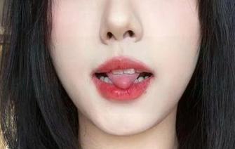 微密圈 – 琳铛铛的“海边”写真集，最新推出，别担心，椰子水代替了繁琐人生！