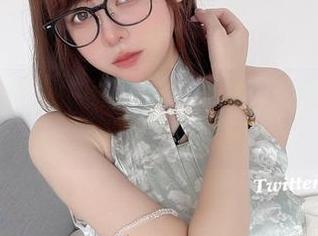 就问牛仔裤在线吗？眼酱大魔王w的图片再一次让我开了眼界！