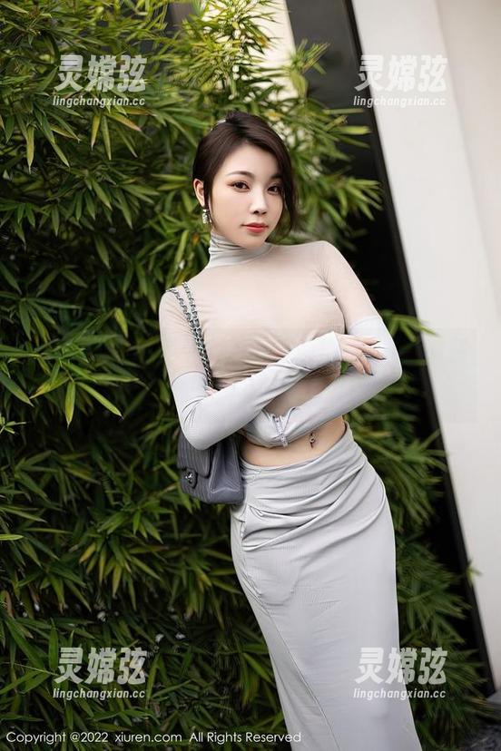 秀人网 - 图包分享：唐翩翩的和服，谁还不想学会卷裙摆？