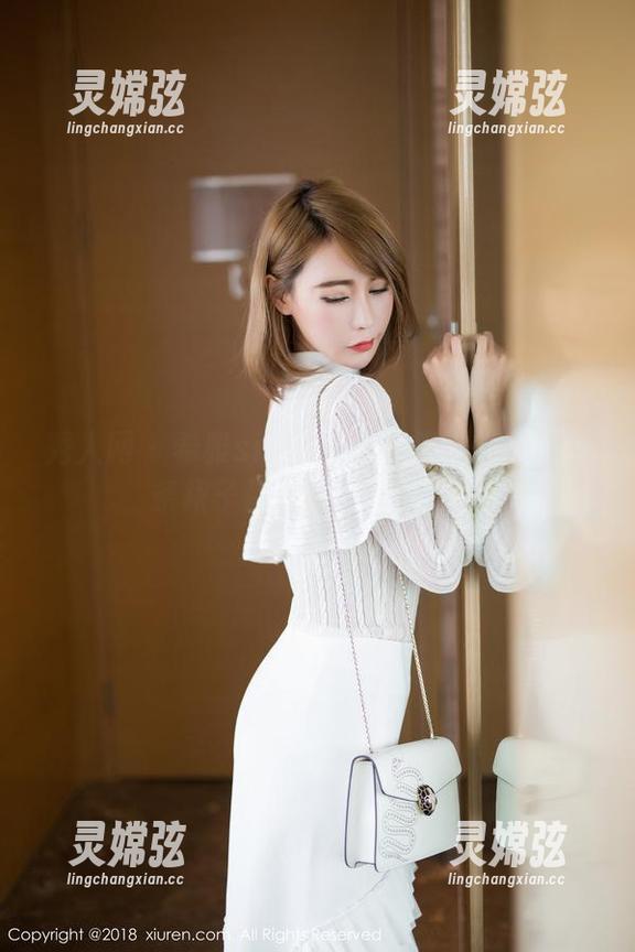 秀人网 - 希雅sia的短裙合集——据说每条裙子都有自己的小脾气