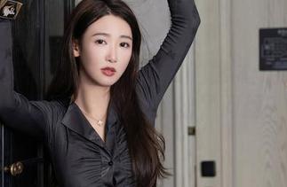 秀人网 – 梦娜Vanessa的棉袜：到底是美图还是我的眼睛出了问题？