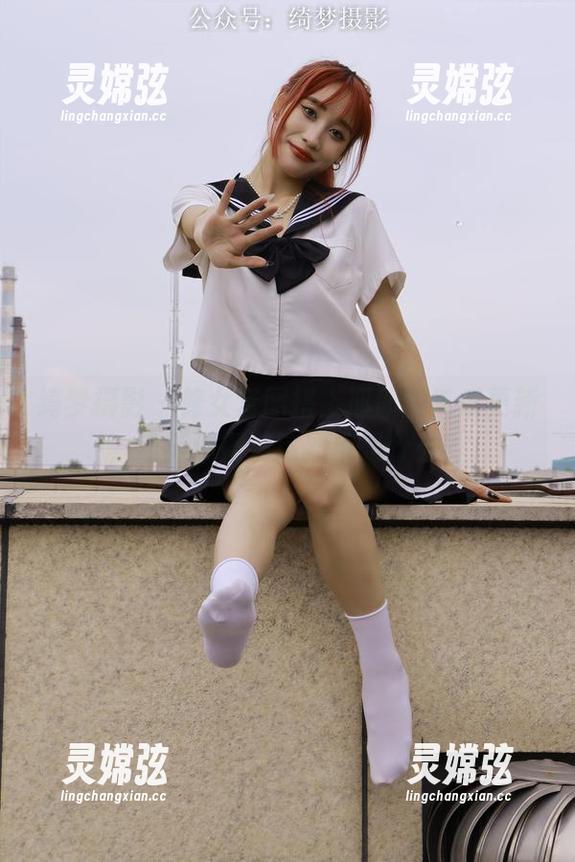 绮梦摄影 - 修女套图搭上耶耶的气质更新，谁能说得清这到底是什么？