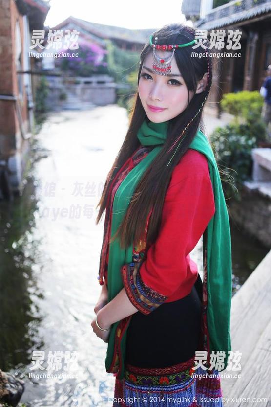 美媛馆 - 灰丝的诱惑，高清图册中刘飞儿Faye的每一个角度都在自说自话。