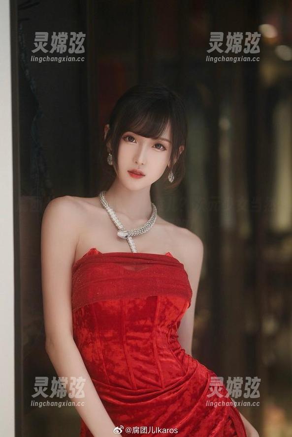 腐团儿Ikaros的新玩意儿？次元少女当然要下载了，别跑！