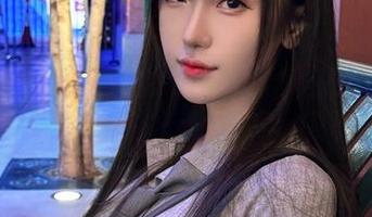 婚纱套图的腐团儿Ikaros：这是想结婚还是去赶时髦？