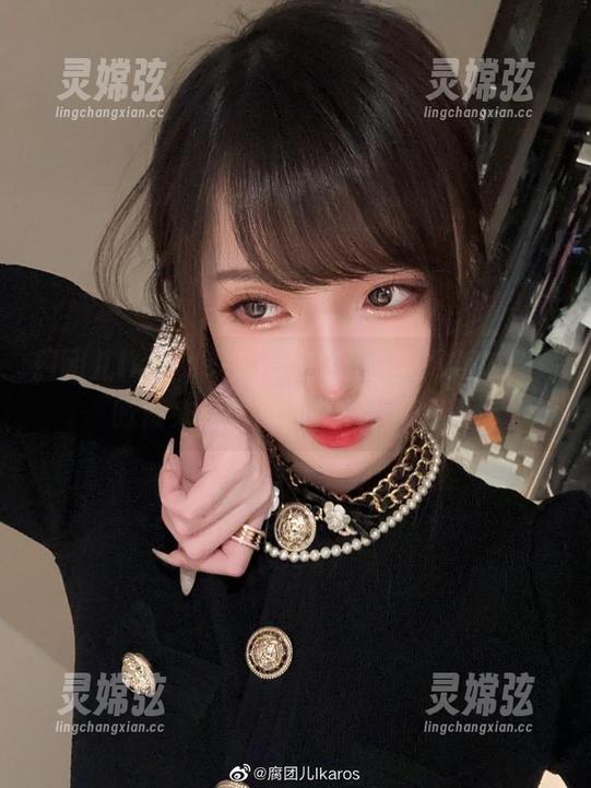 腐团儿Ikaros来了！美脚合集更新中，是时候来点腿部的视觉大餐了！