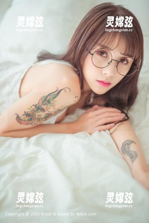 菠萝社 - 这就是真正的马尔代夫旅行：柳侑绮Sevenbaby原图，水天一色可遇不可求啊！